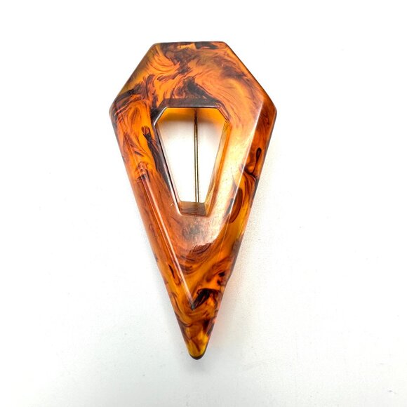 Vintage 1930s-40s Rootbeer Bakelite Shield Brooch — Tested & EUC + Hoop Earrings - Picture 1 of 10
